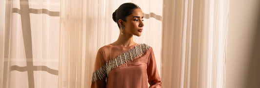 Effortless Glamour: Destination-Ready Luxe for Modern Elegance