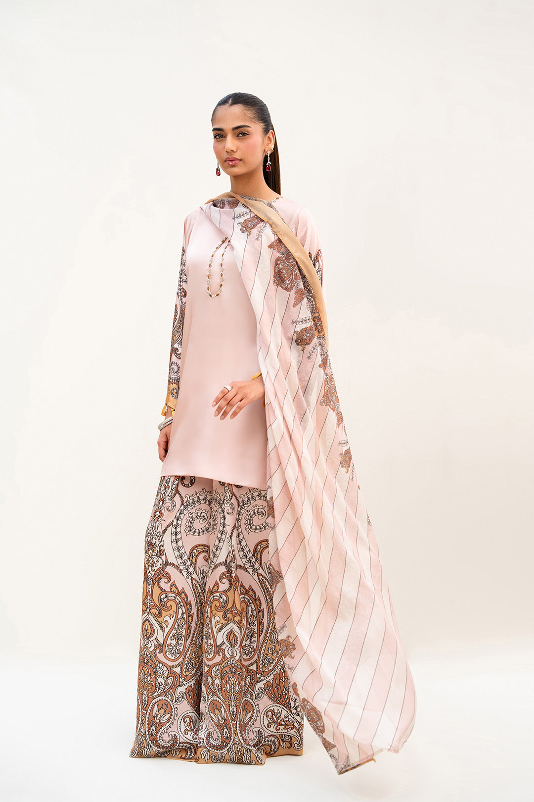 Kurdas Dupatta