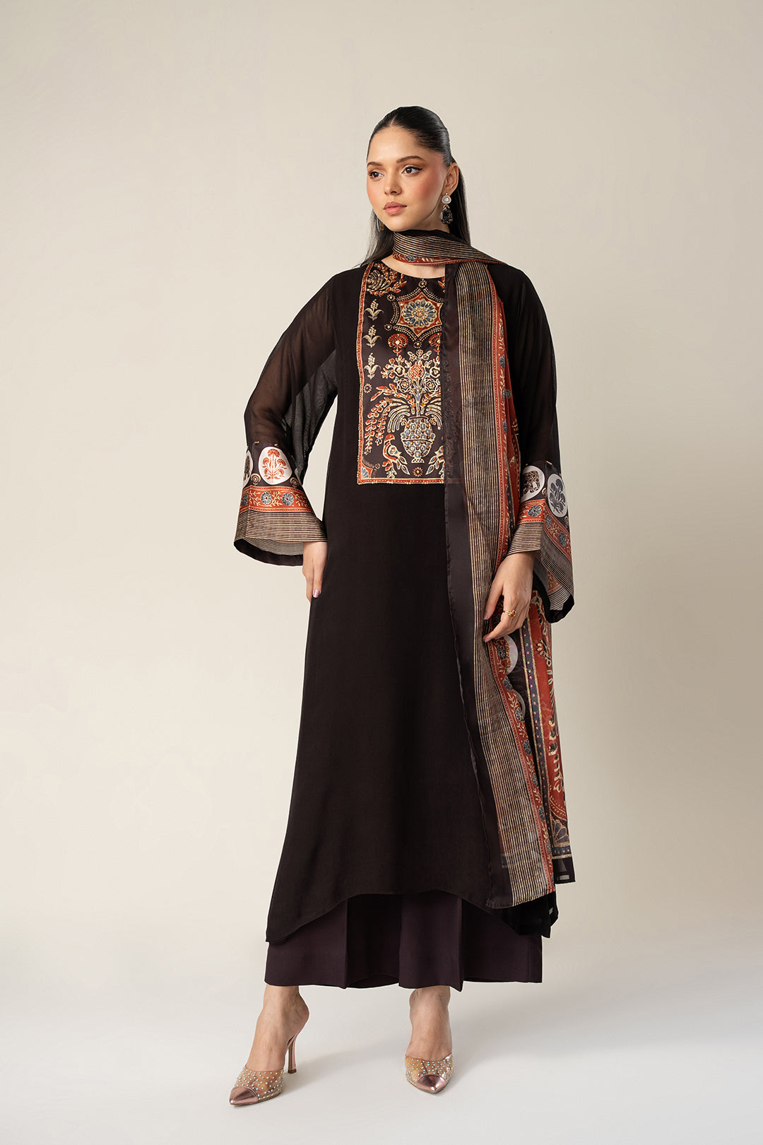 Kamhaal Dupatta