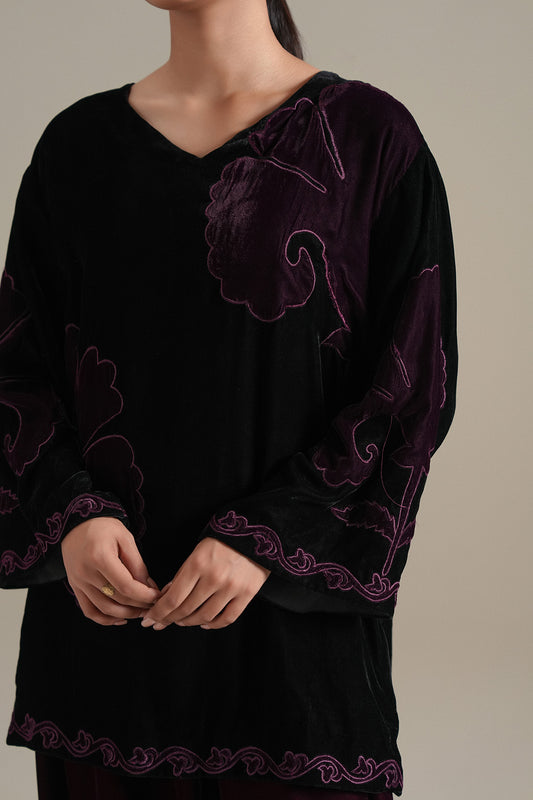 Noir Velvet Top