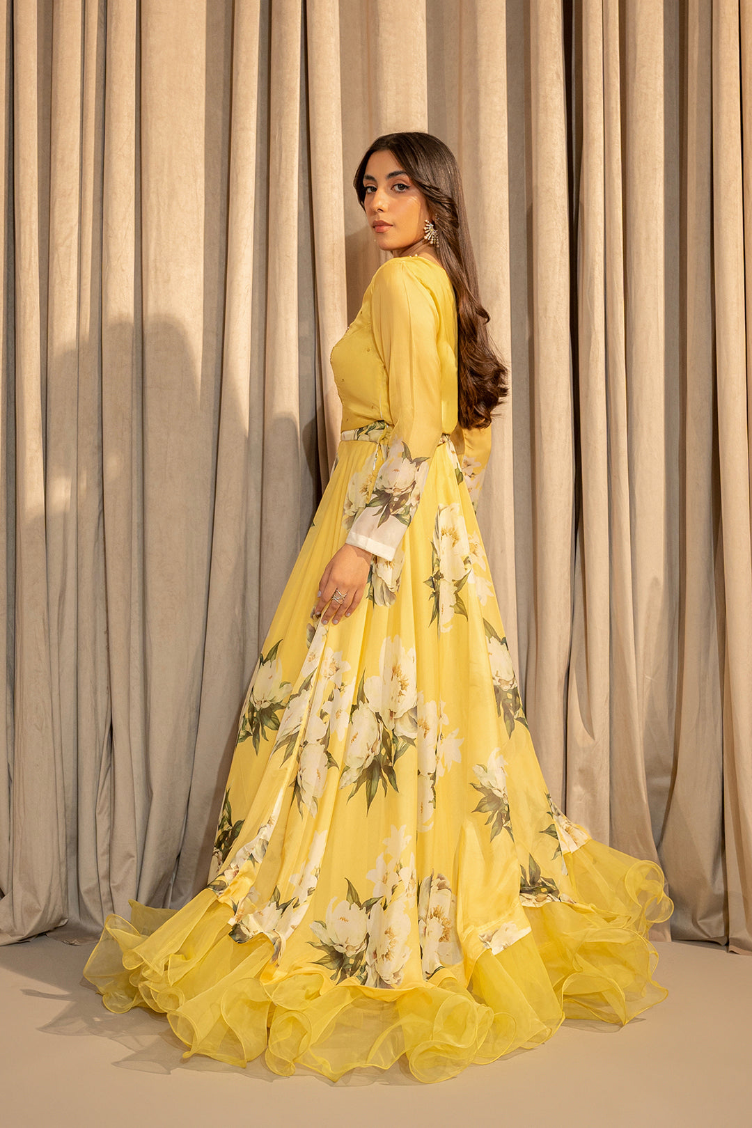 Daenar Crop Top & Skirt