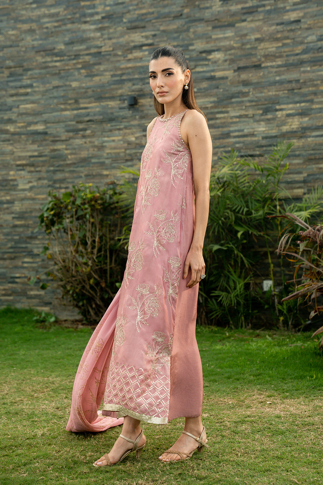 Nalkiz Dress (Sleeveless)