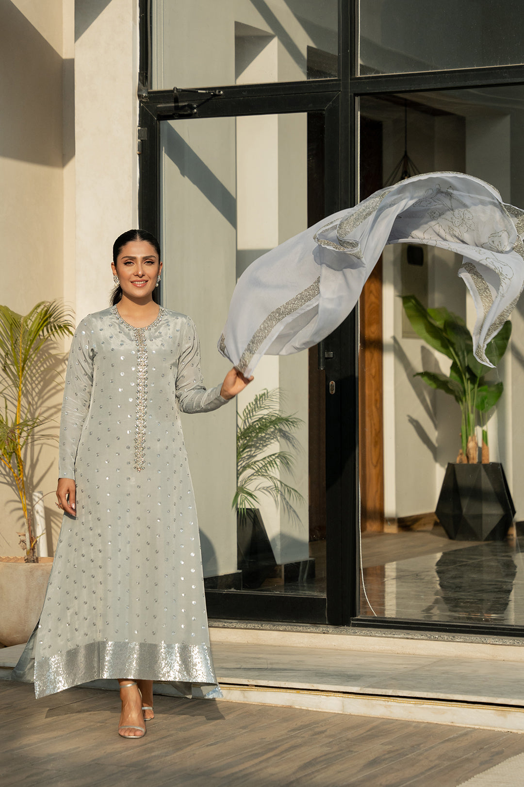 Yugik Dupatta