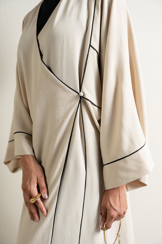 Beige Contrast Cover Up