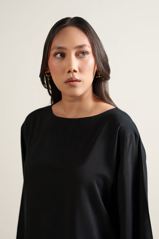 Black Essential Top