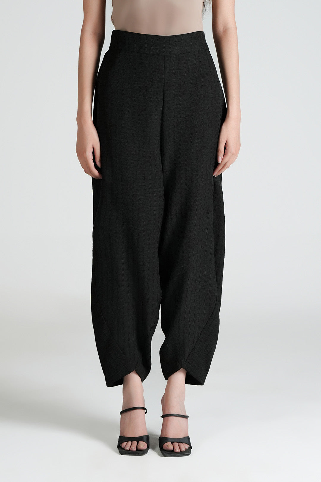 Textured Cocoon Pants