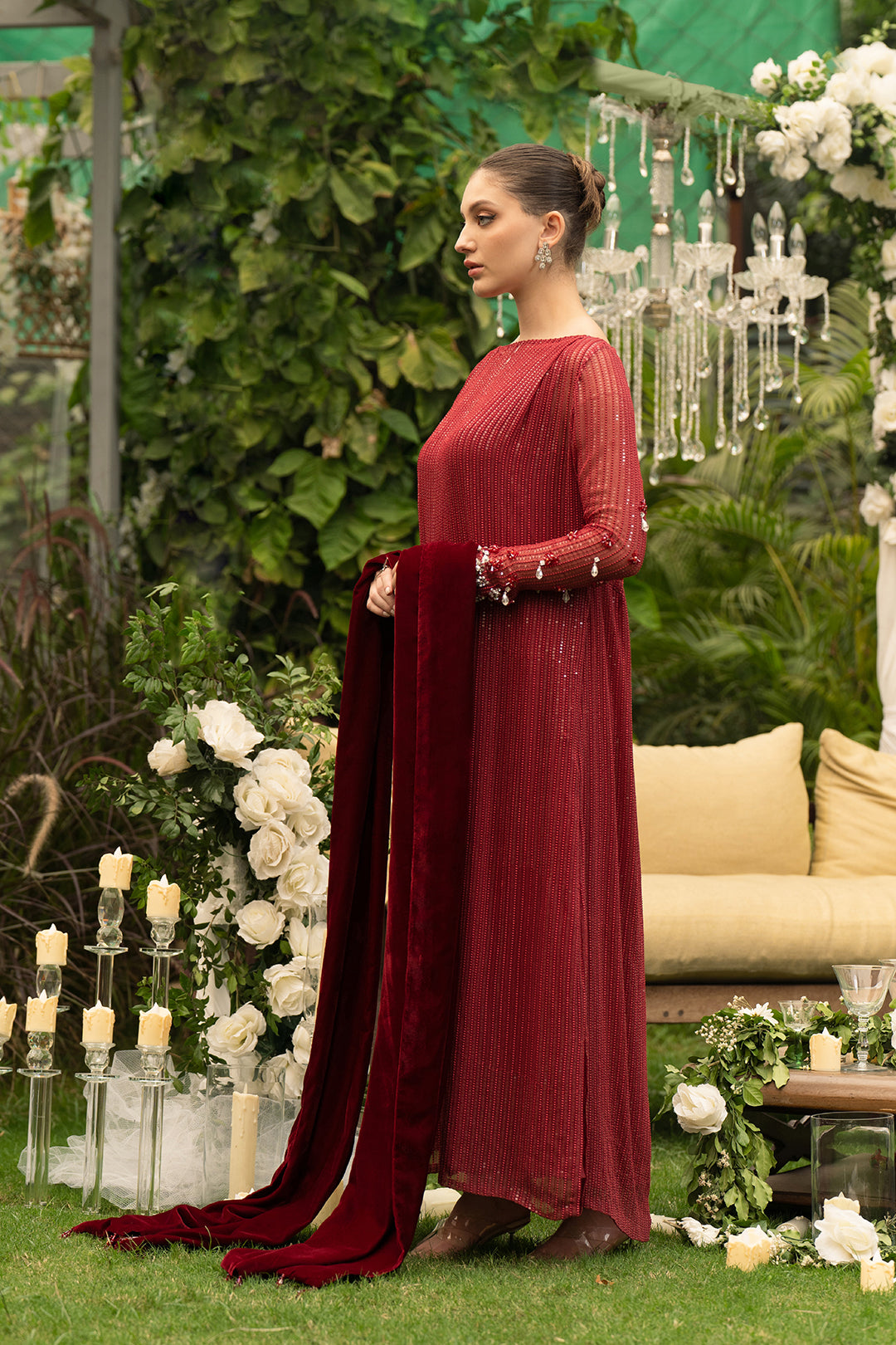 Teghin Velvet Stole