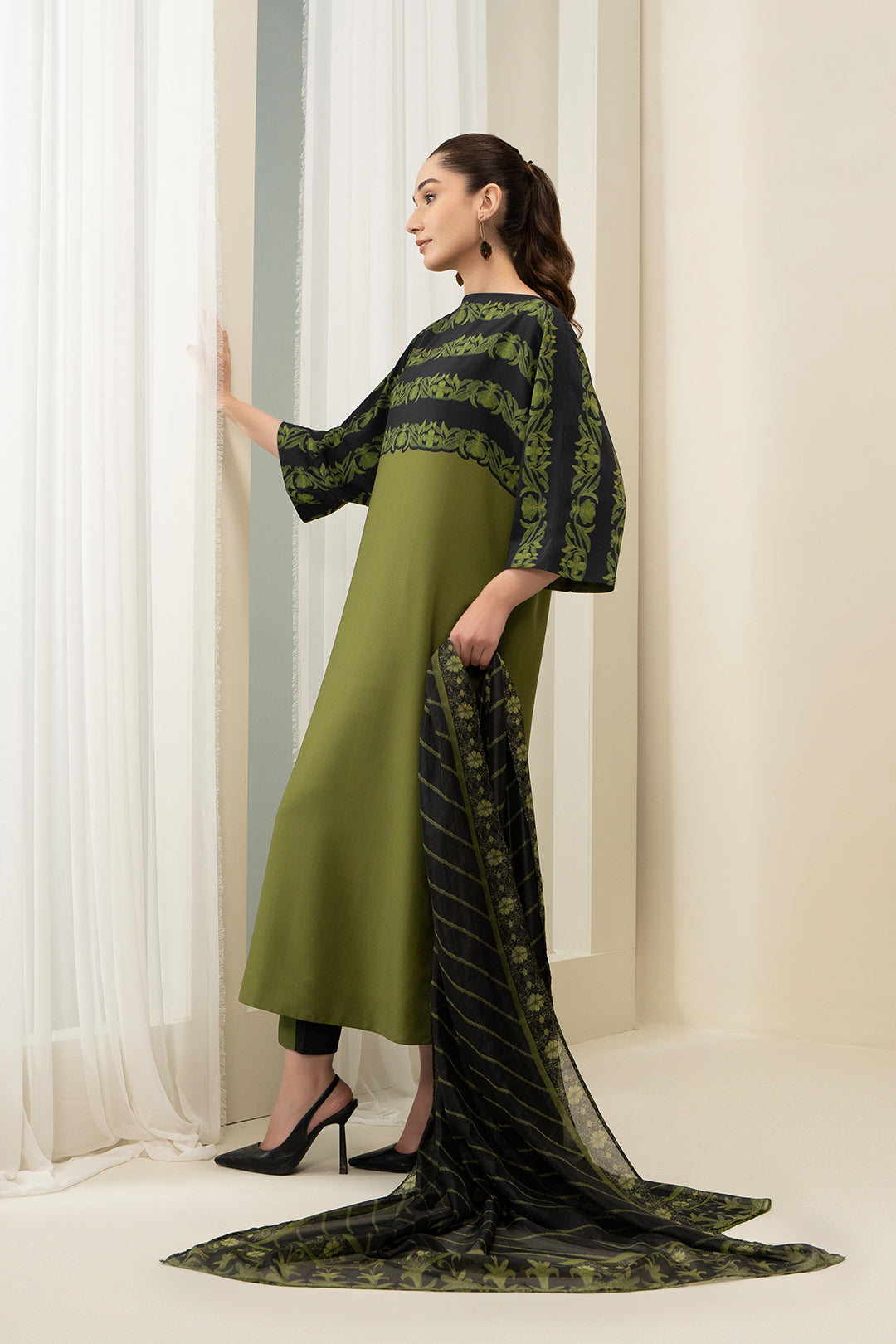 Karai Dupatta