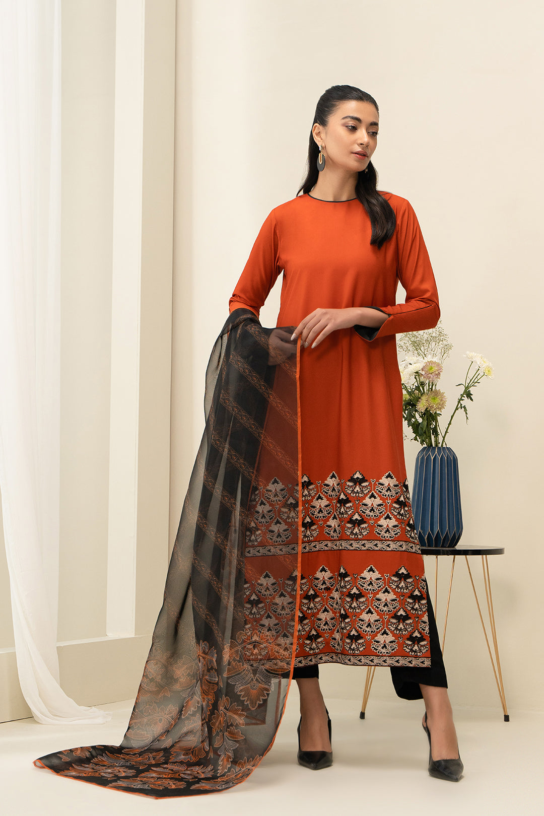 Isil Dupatta
