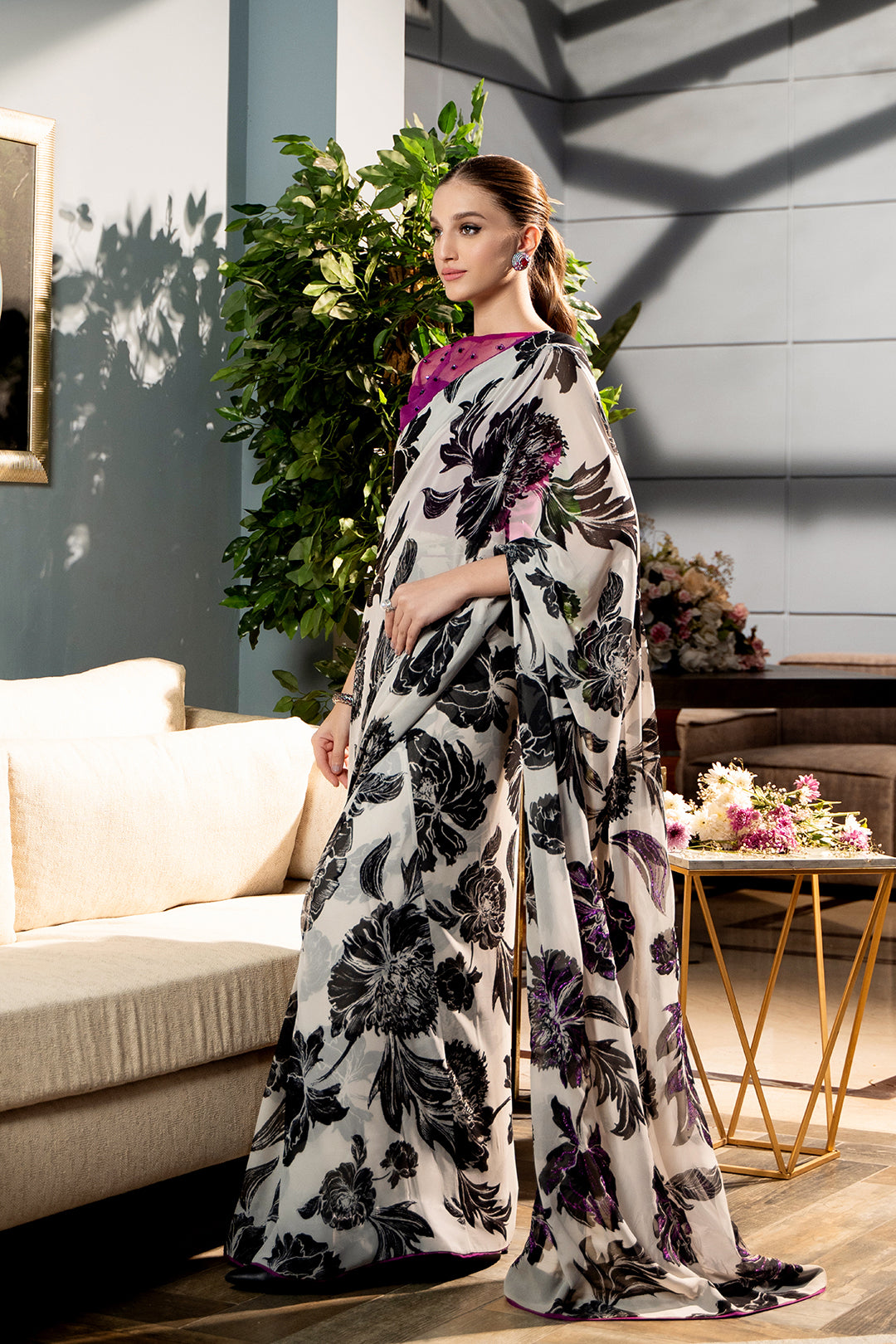 Alsin Saree (Sleeveless)