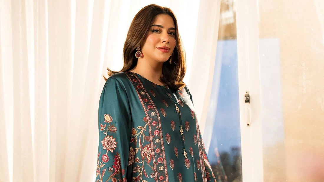 green emerald velvet dress Lulusar Maroon Formal Silk Wear WQ-0093-25 – B&A Apparels main image 1