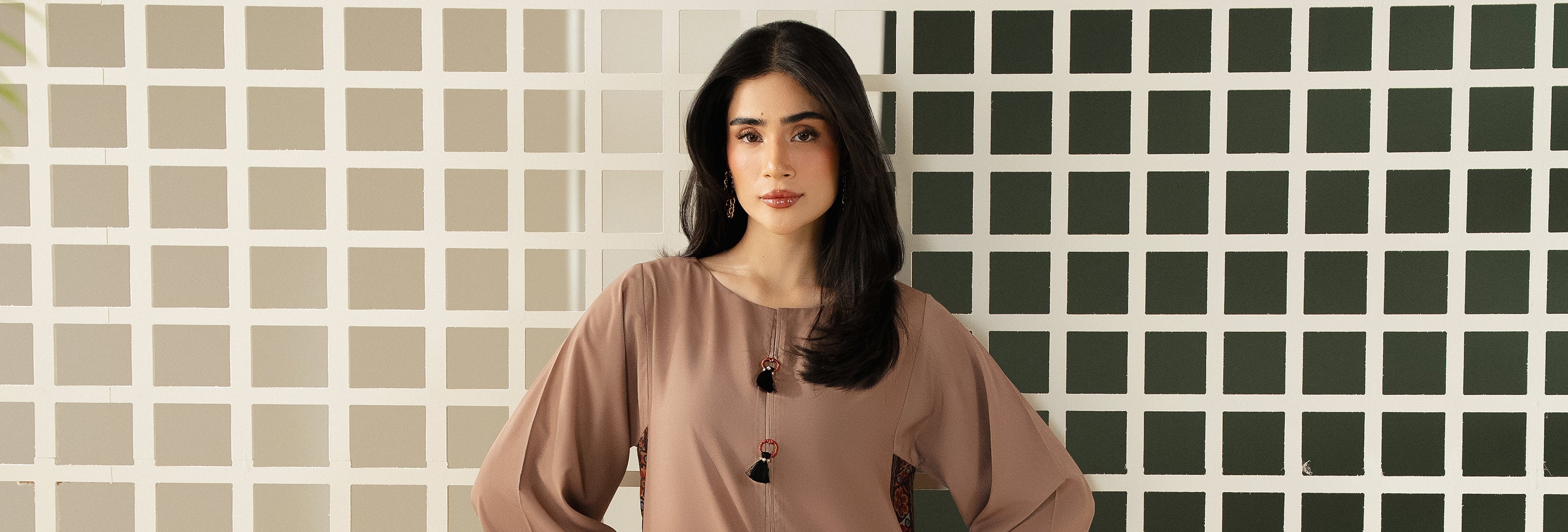 Passu The Motif Edit