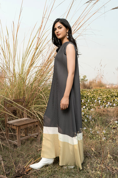 Unar Pleated Dress (Sleeveless)