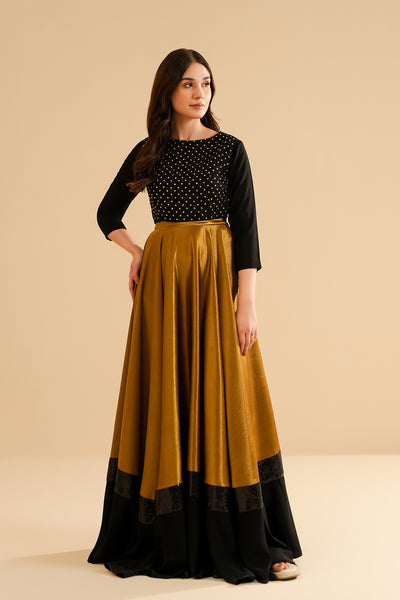 Isagai Crop Top & Skirt