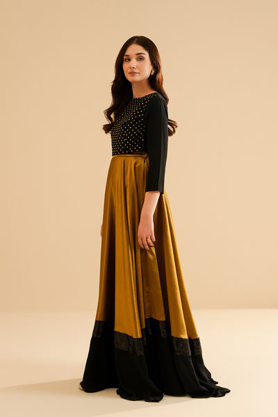 Isagai Crop Top & Skirt