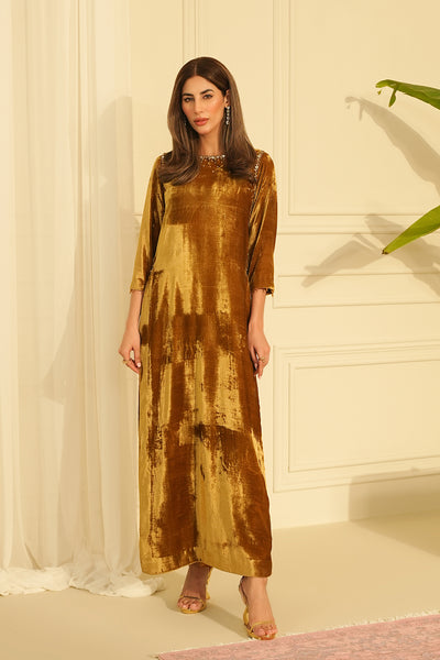 Velvet Dresses for Women: A Wardrobe Must-Have