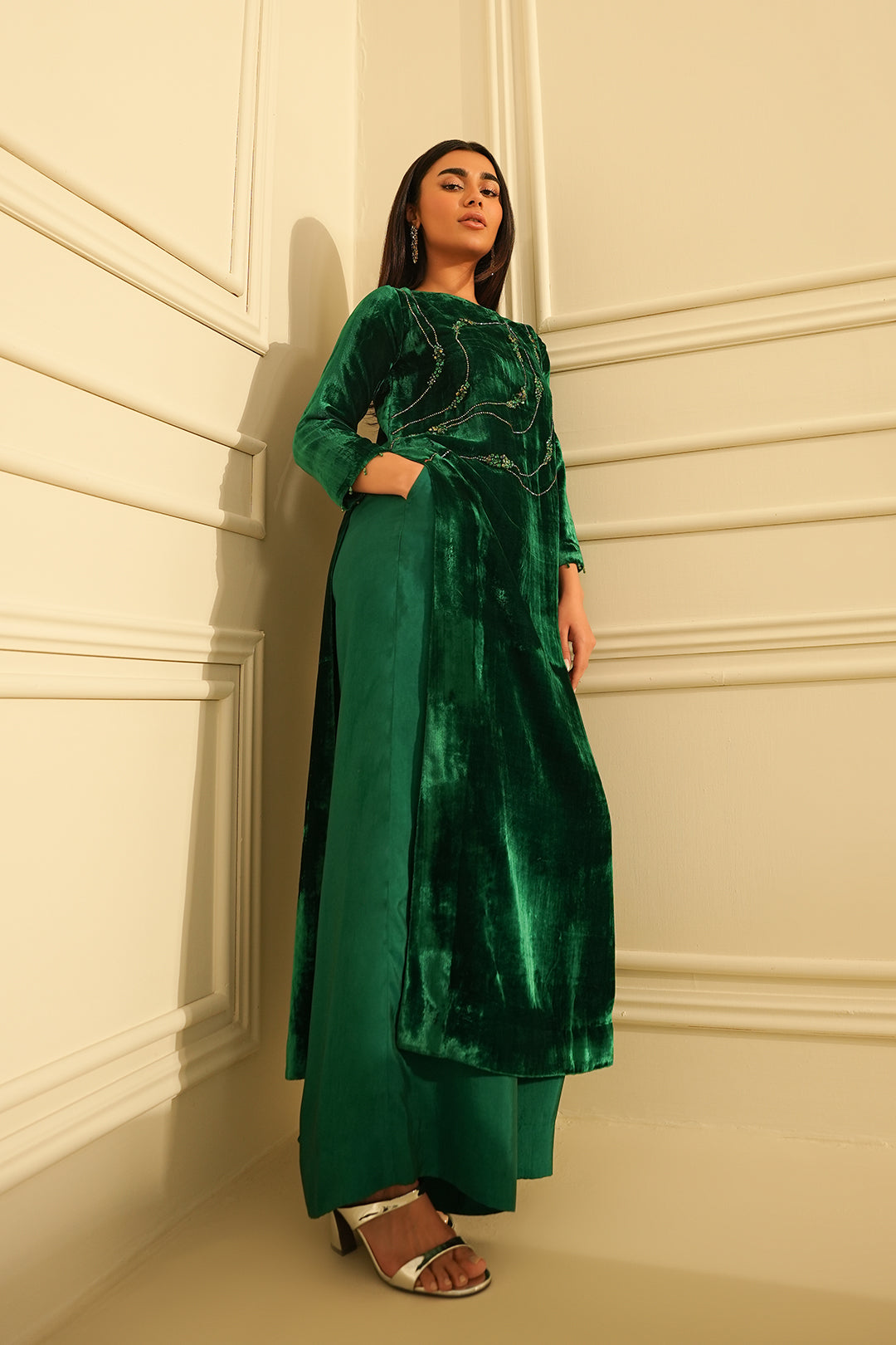 Velvet Dress Styles: Making the Right Choice
