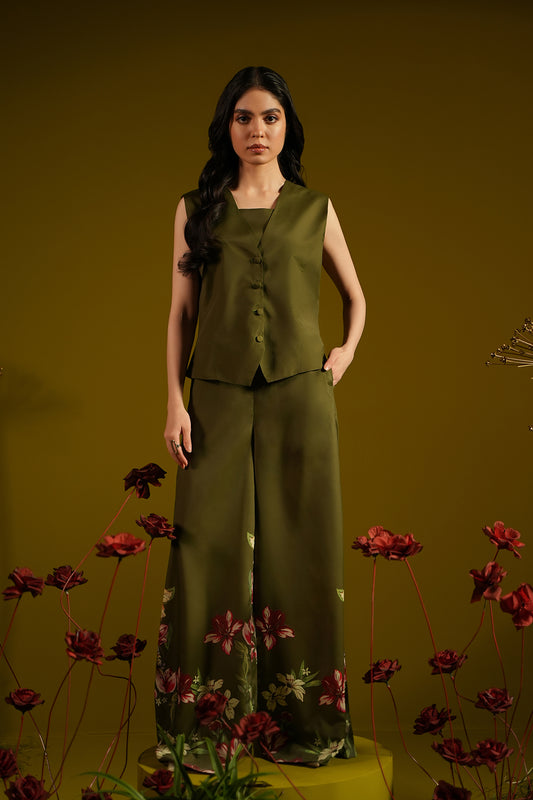 Maniar Vest