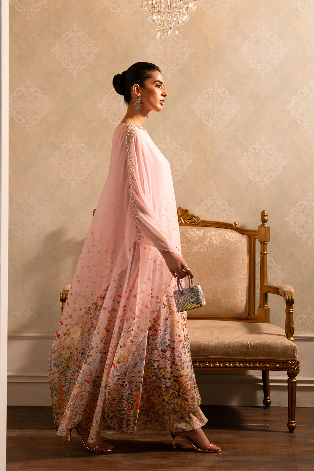 Serife Cape set