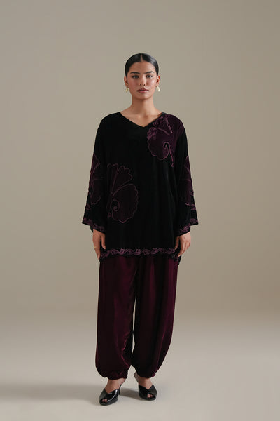 Noir Velvet Top