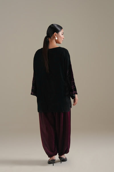 Noir Velvet Top