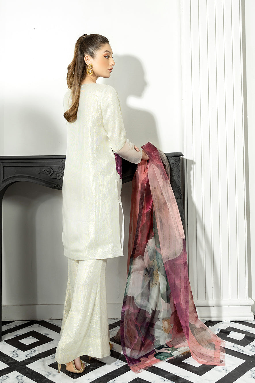 Samanil Dupatta