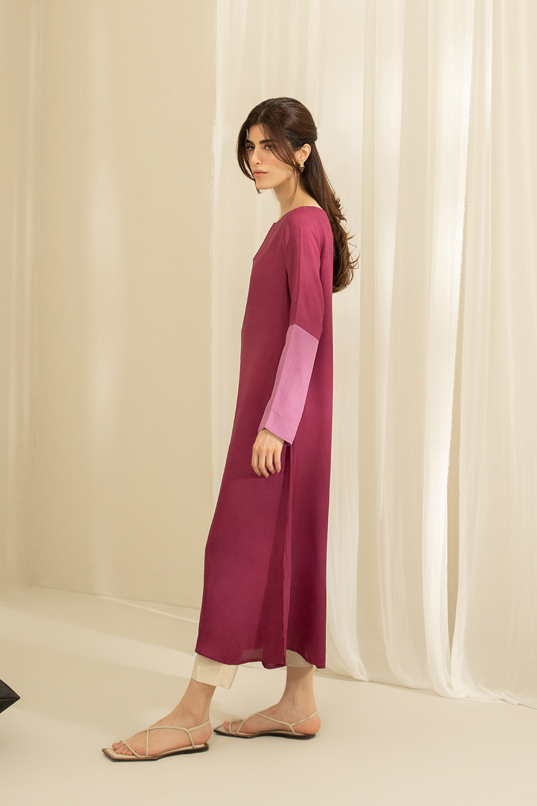 Mono-Magenta Long