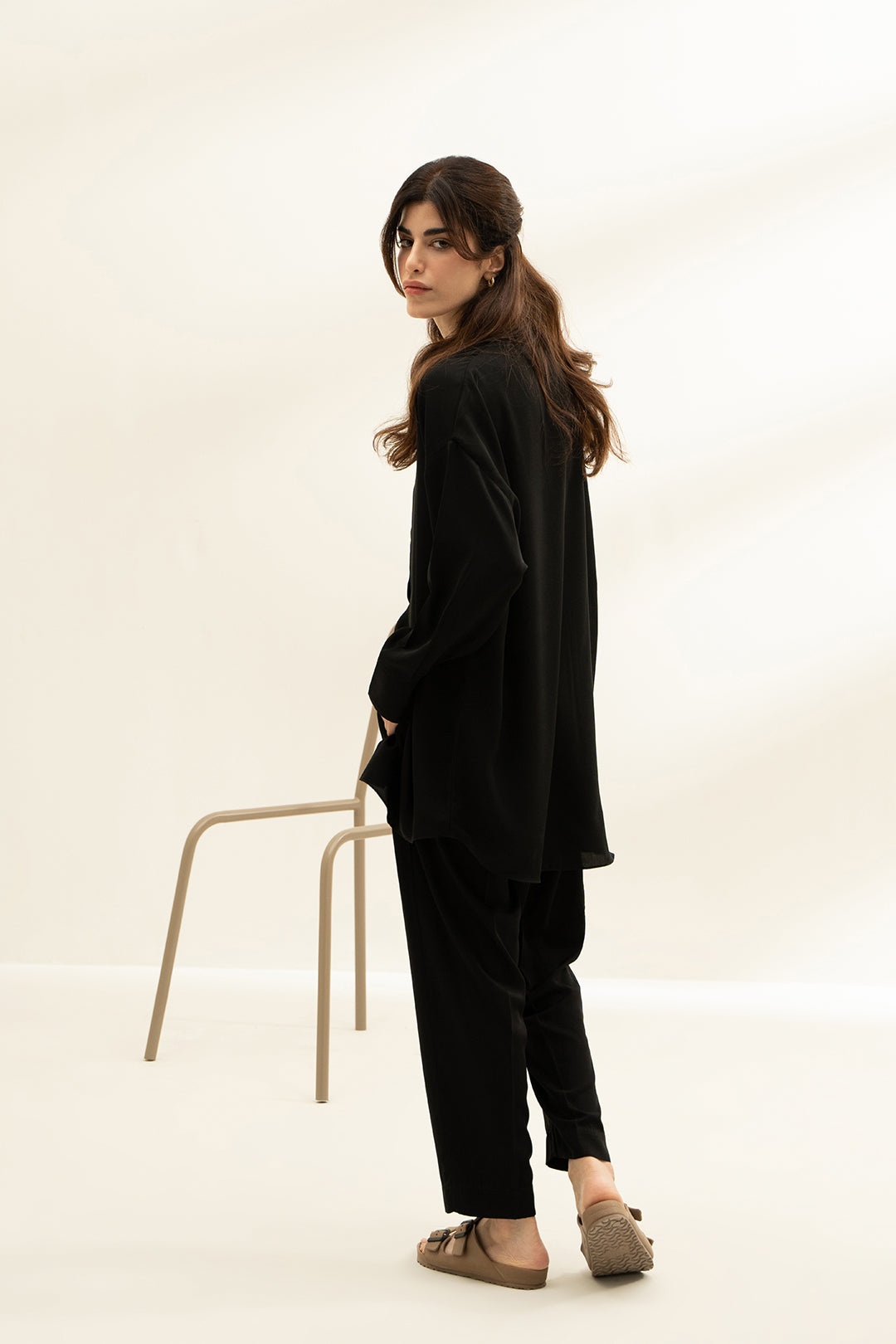 Black-Fold Button Down