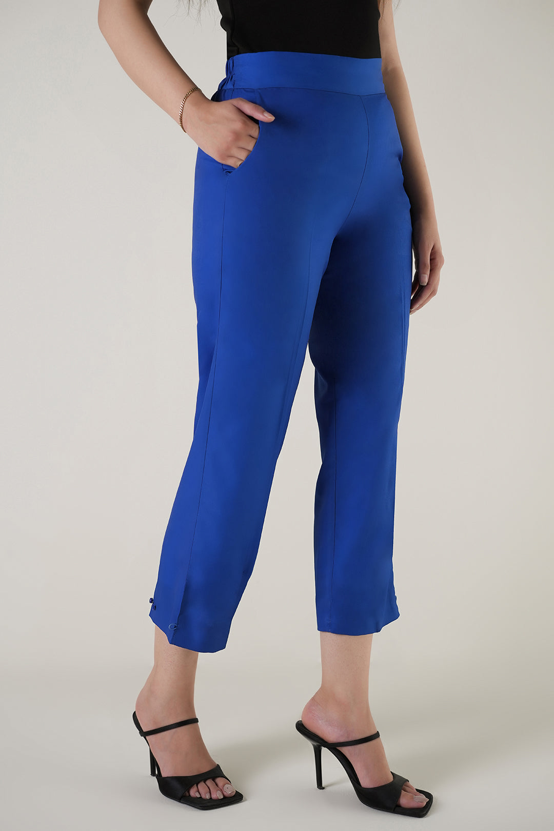 Nidaan Pants