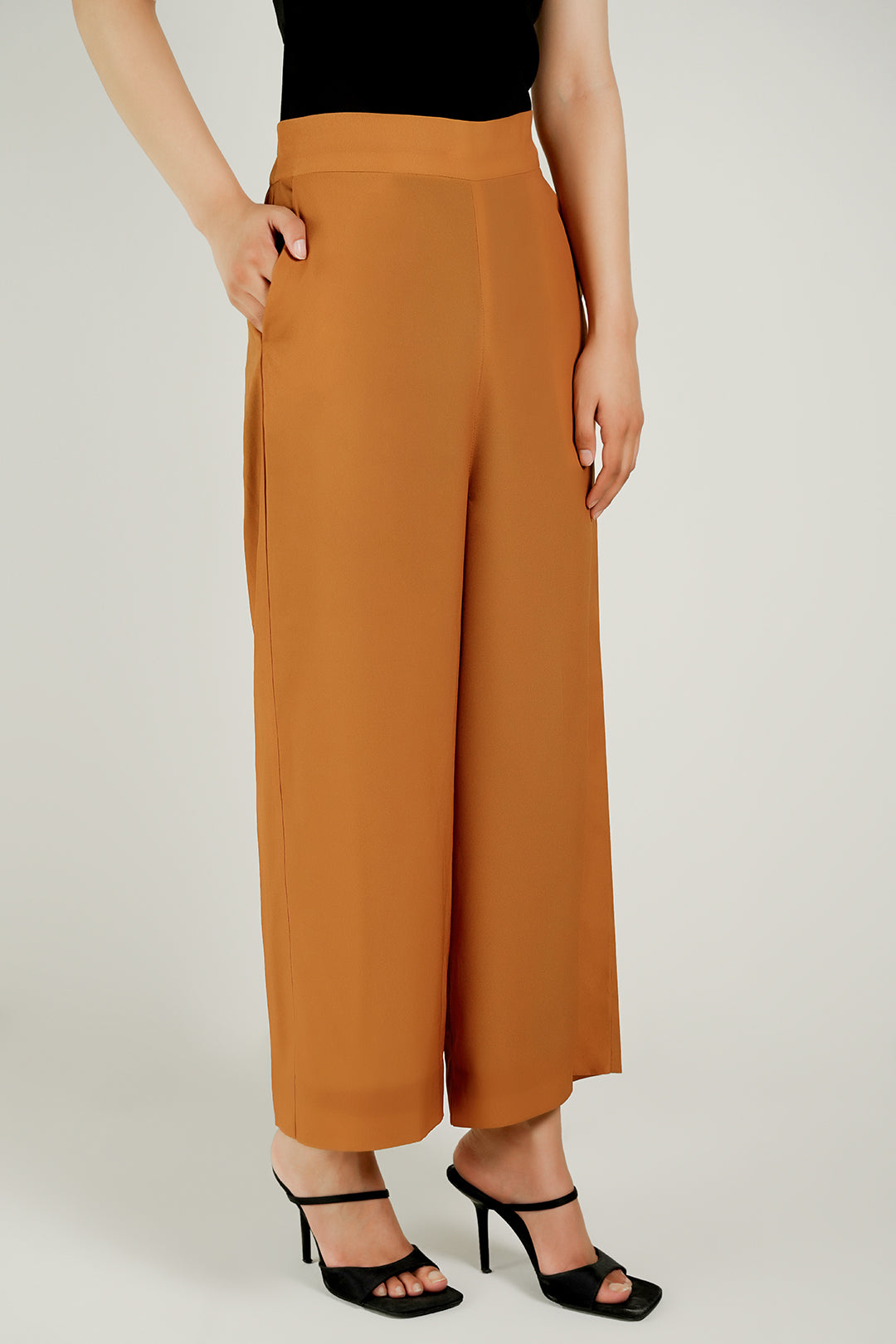 Dayor Pants