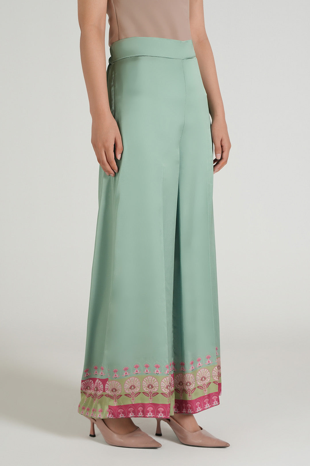 Laarin Pants