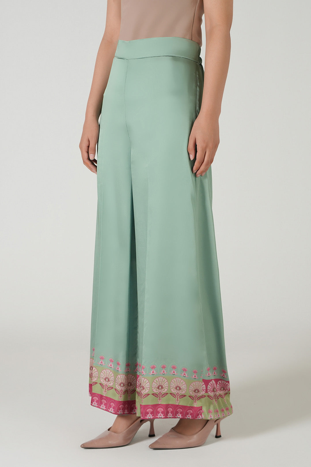 Laarin Pants