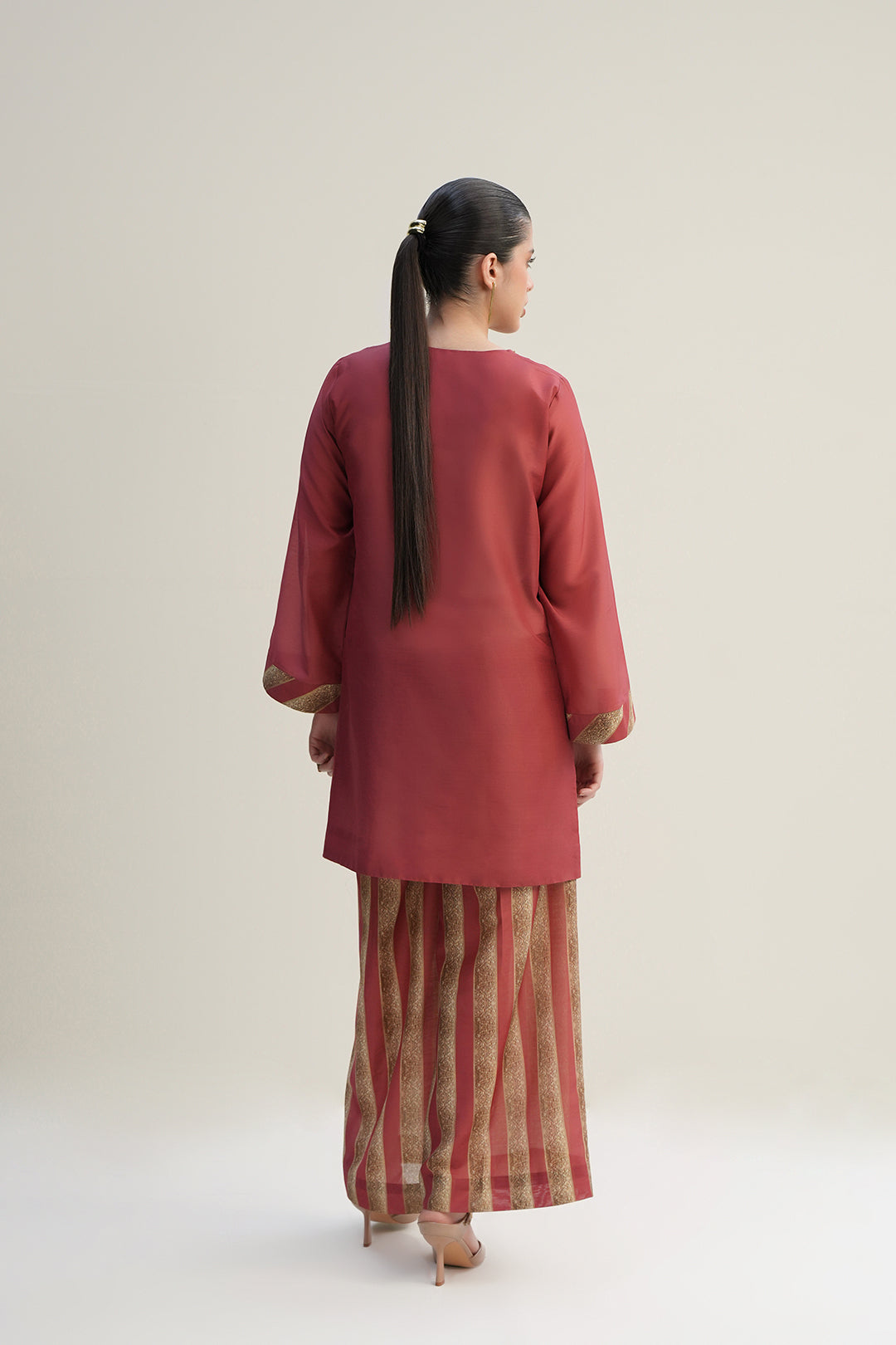 Vasrai Top