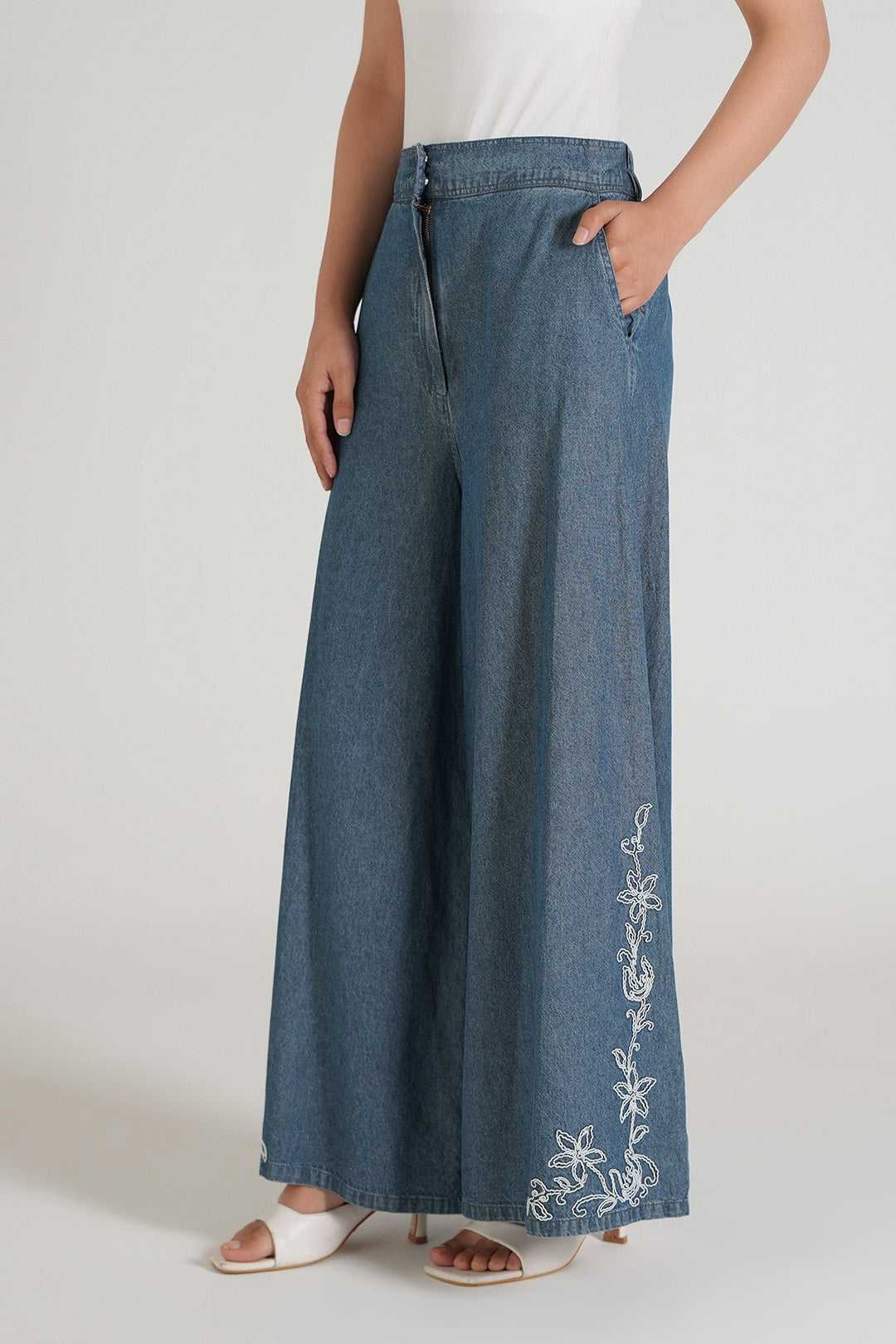 Kora Wideleg Pants