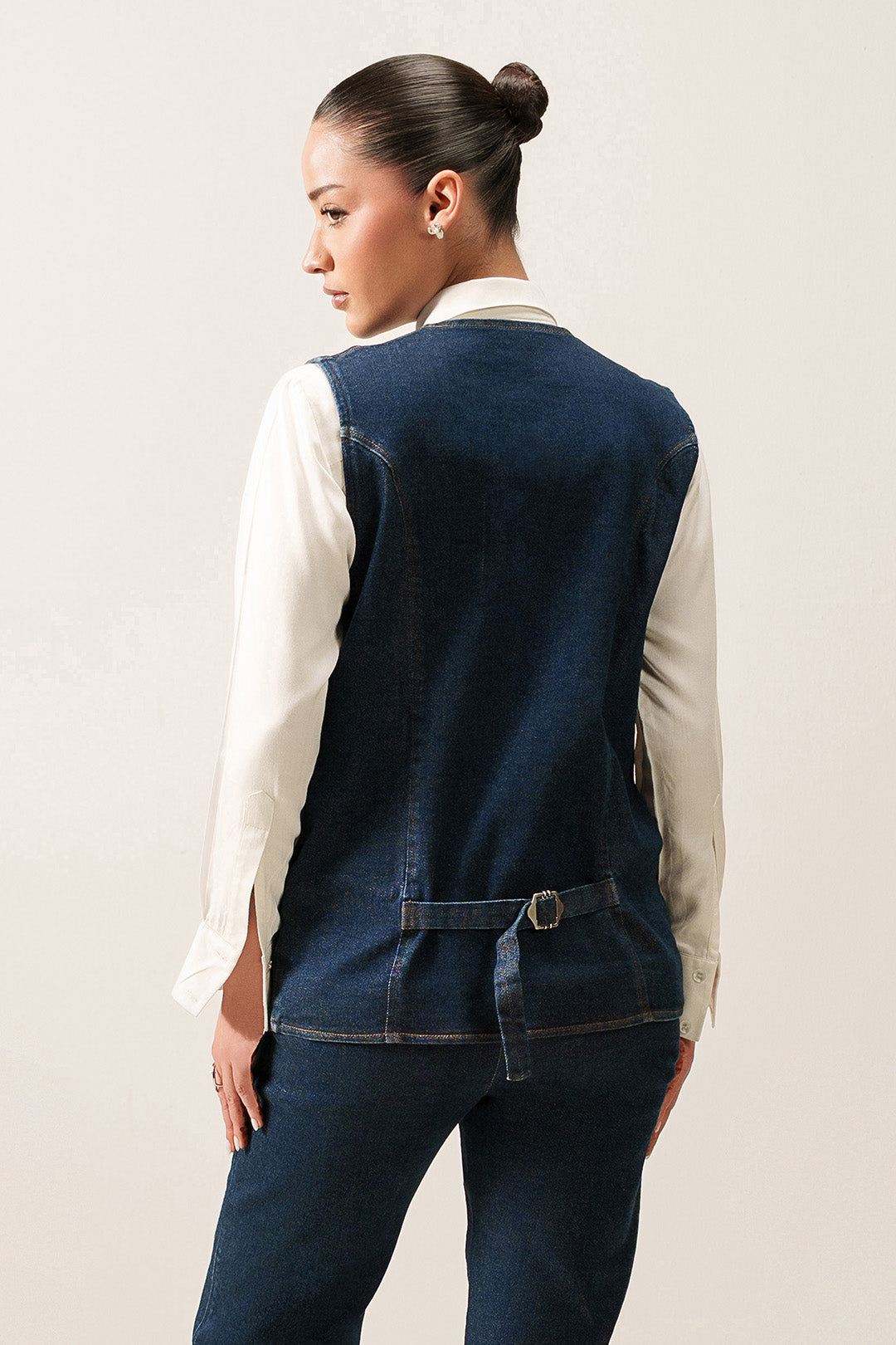Sova Vest