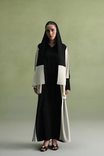 Monochrome Abaya