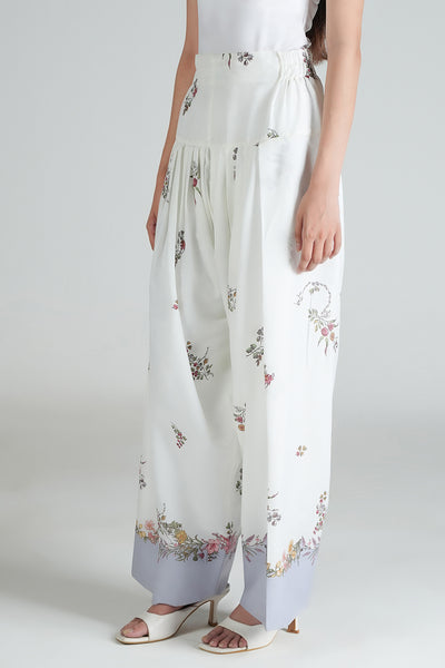 Kaviel Shalwar