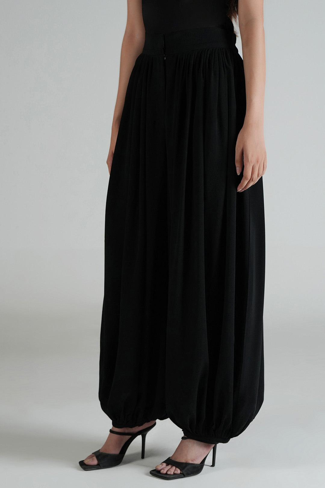 Norea Balloon Pants