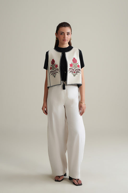 Veyra Vest