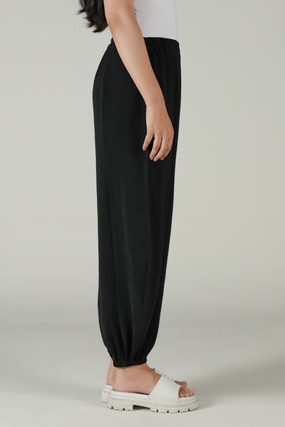 Core Balloon Pants