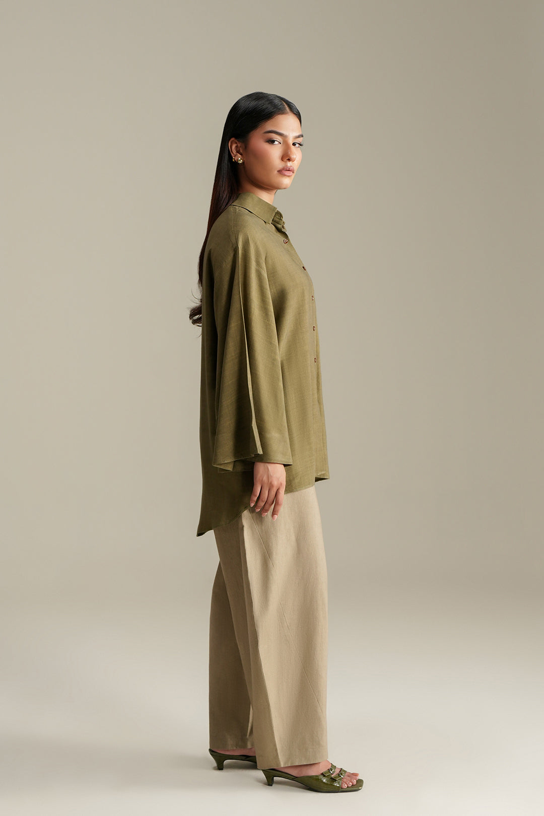 Lorien Buttondown