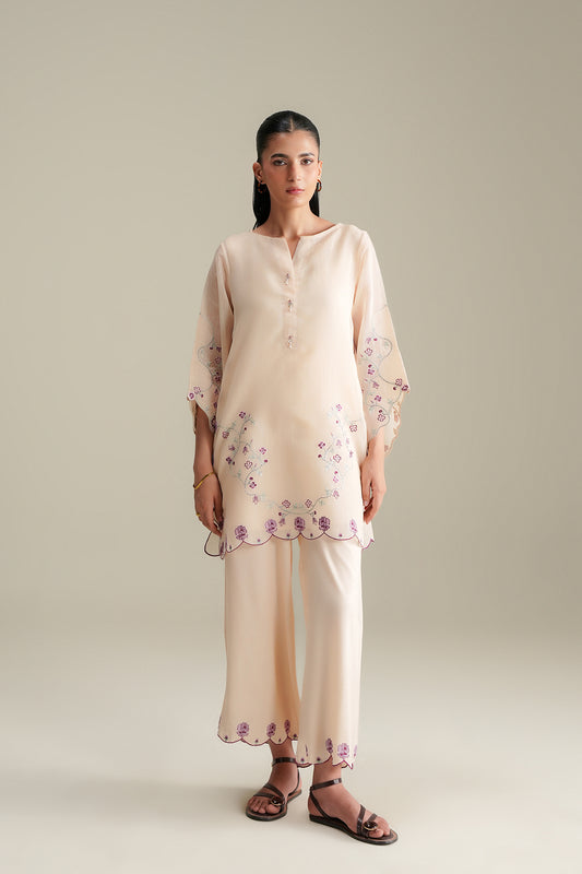 Liyana Top