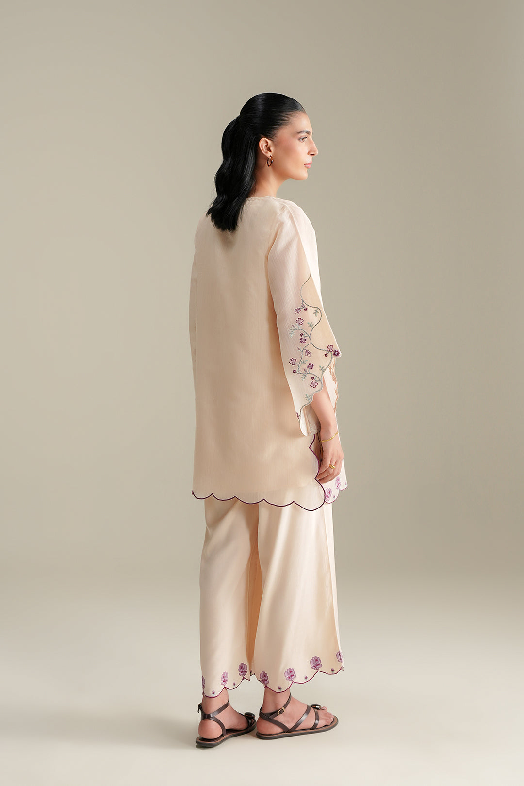 Liyana Top