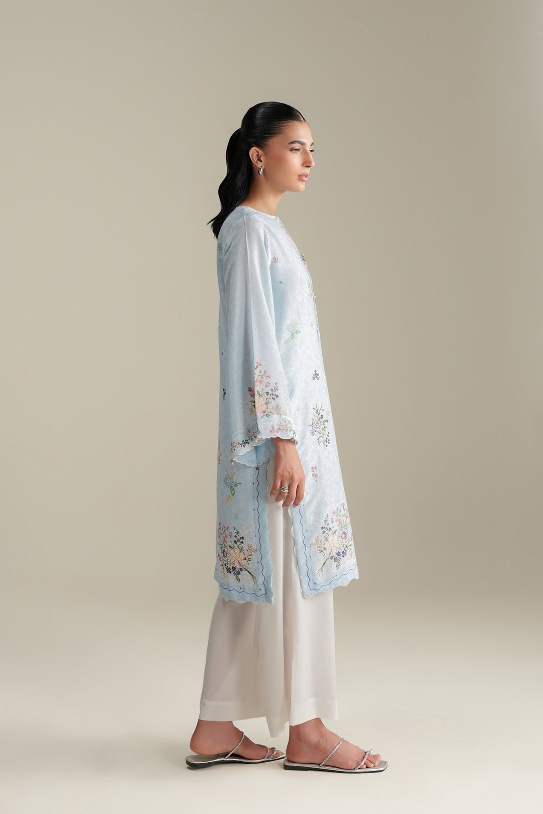 Delara Top