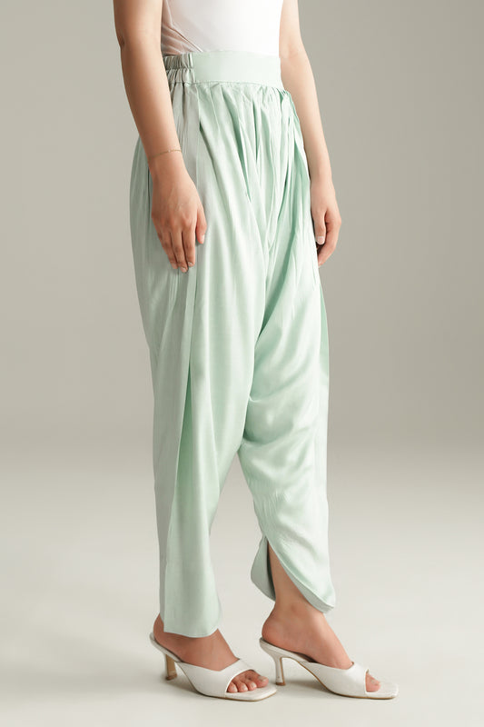 Ayreen Shalwar