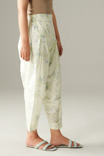 Roheen Shalwar