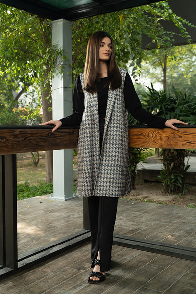Raga Sleeveless Jacket