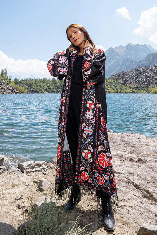 Turang Shrug